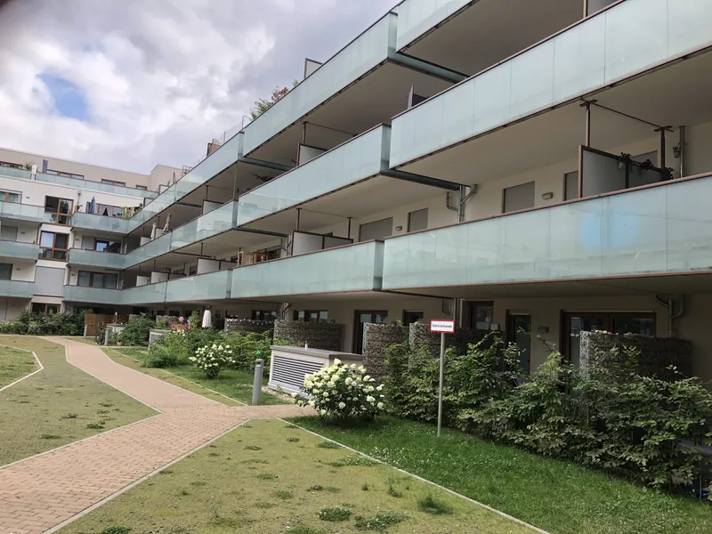 Herrliche 1-Zimmer-Wohnung mit Balkon in 13055 Berlin — photo 1